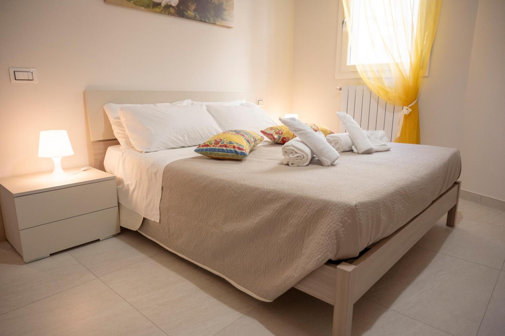 Amare Apartment Near The Sea Monopoli Bagian luar foto