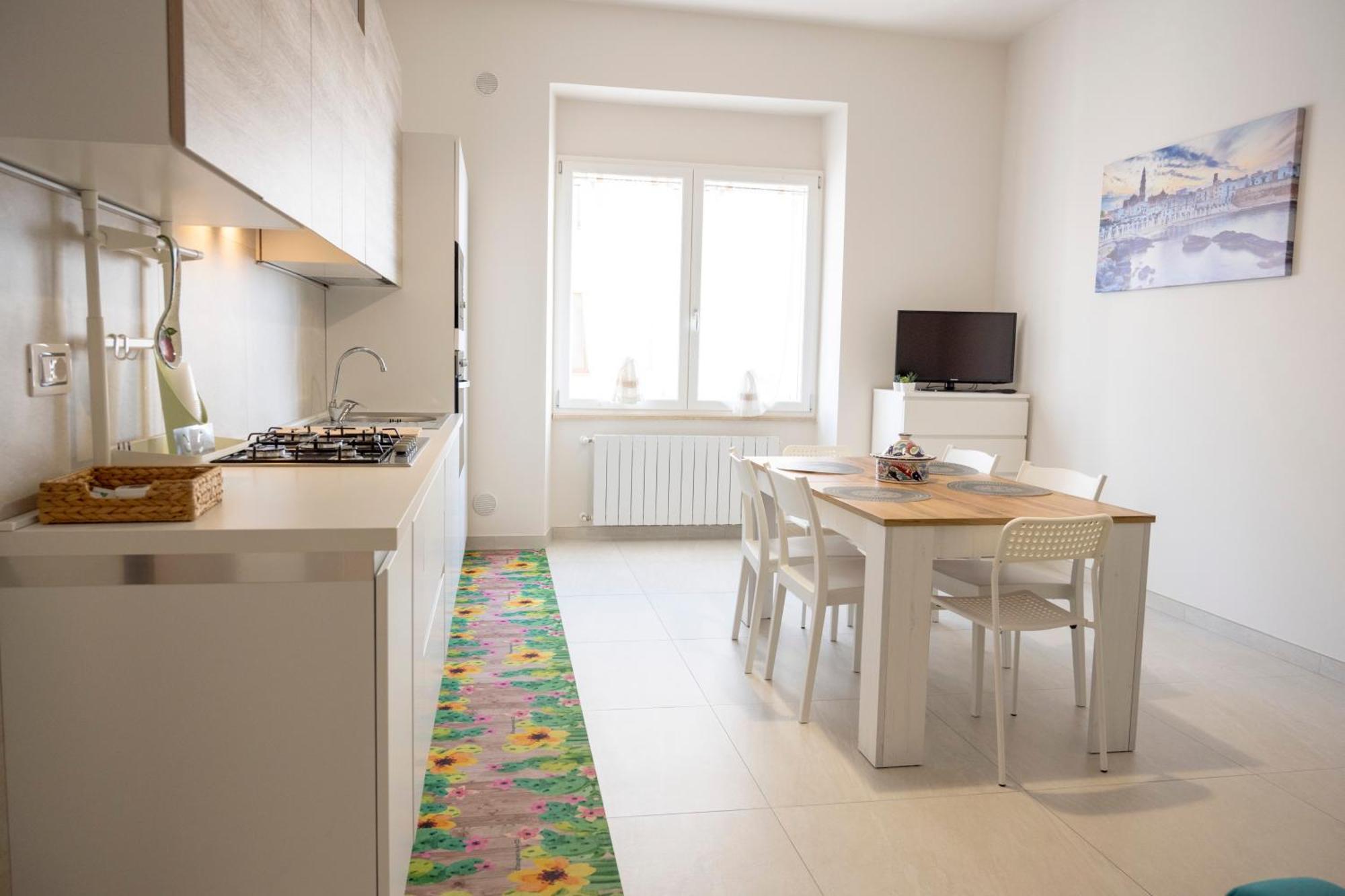 Amare Apartment Near The Sea Monopoli Bagian luar foto